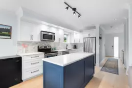 1121 St. Andrews Avenue, North Vancouver, BC