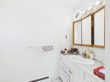 Powder Room Photo of 1148 Howse Place, Coquitlam, BC