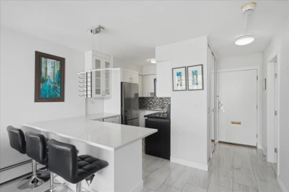 802 1251 Cardero Street, Vancouver, BC, Vancouver — Apartment/Condo for sale