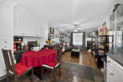 Garden / Landscaping Photo of 11537 240 Street, Maple Ridge, BC