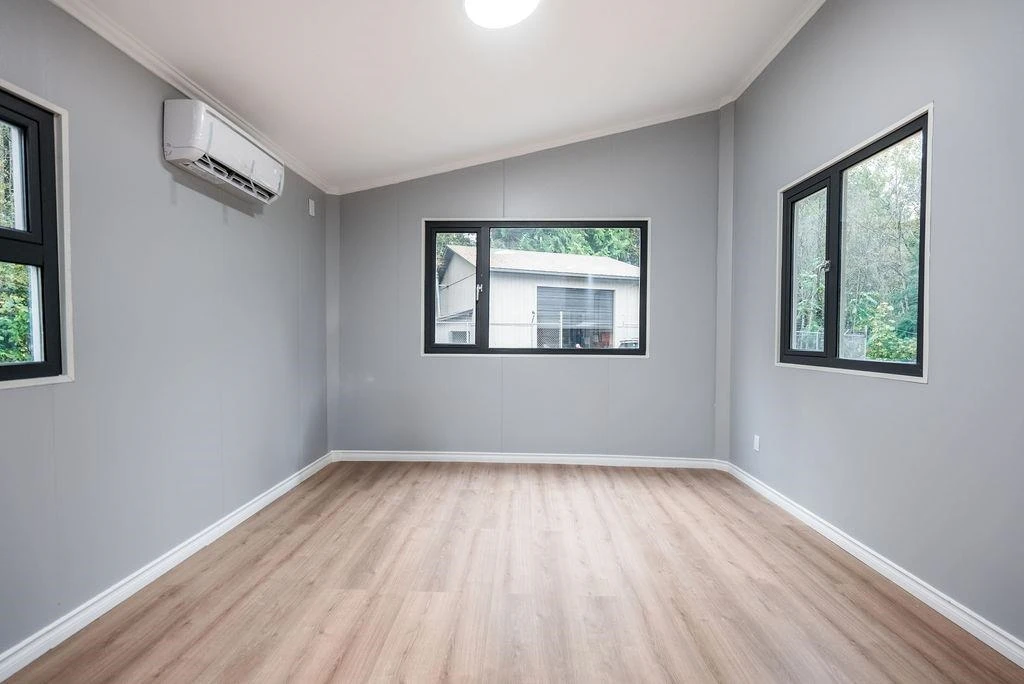 Dining Area Photo of 12930 Sabo Street, Mission, BC