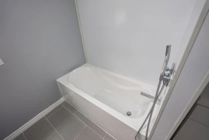 Guest Bathroom Photo of 12930 Sabo Street, Mission, BC