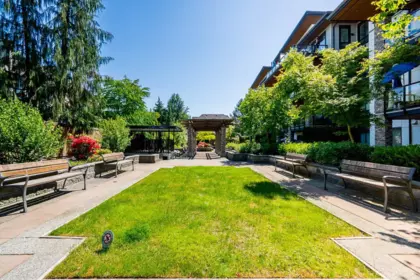 Front Yard Photo of 315 12460 191 Street, Pitt Meadows, BC