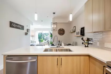 Kitchen Island Photo of 315 12460 191 Street, Pitt Meadows, BC