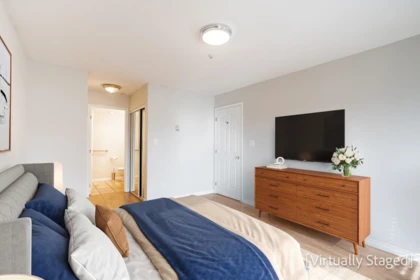 Office / Den Photo of 101 120 E 2nd Street, North Vancouver, BC