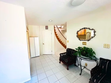 Entry Foyer Photo of 7336 16th Avenue, Burnaby, BC