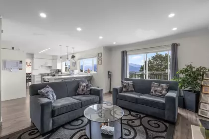 Breakfast Nook Photo of 35834 Eaglecrest Drive, Abbotsford, BC