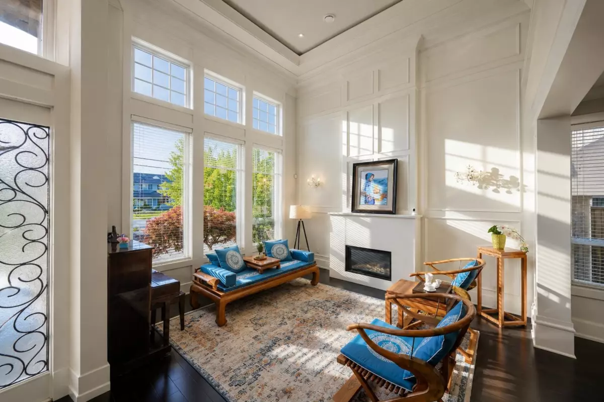 Family Room Photo of 10320 Dennis Crescent, Richmond, BC