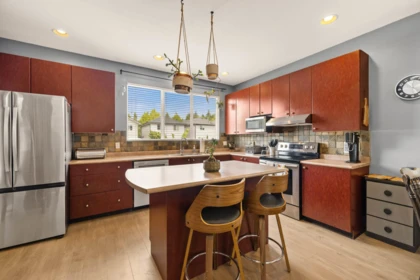 Breakfast Nook Photo of 24327 102 Avenue, Maple Ridge, BC
