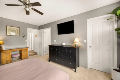 Office / Den Photo of 24327 102 Avenue, Maple Ridge, BC