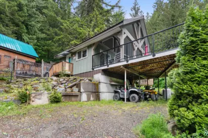 Kitchen Photo of H61 Blueberry Crescent, Sunshine Valley, BC