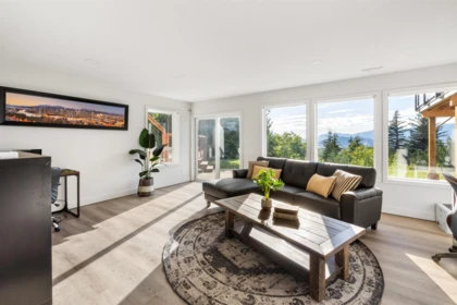 Staircase Photo of 6190 Parsons Road, Chilliwack, BC