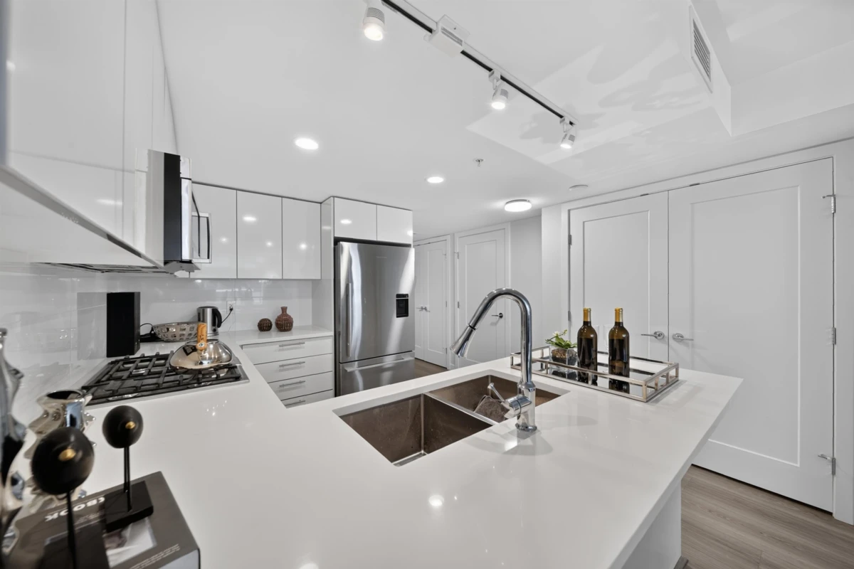 Dining Area Photo of 507 8699 Hazelbridge Way, Richmond, BC