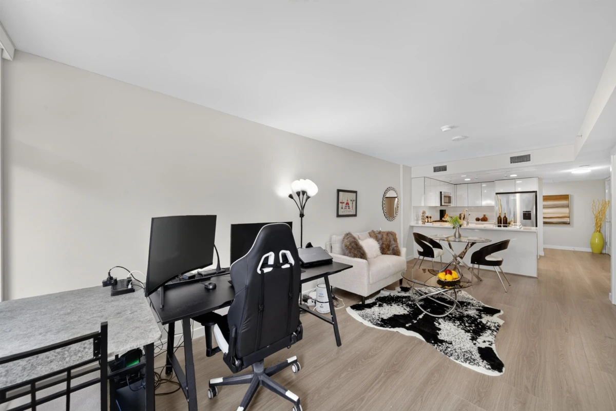 Living Room Photo of 507 8699 Hazelbridge Way, Richmond, BC