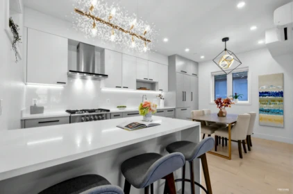 Kitchen Island Photo of 3172 W 26th Avenue, Vancouver, BC
