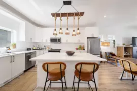 16 750 Hot Springs Road, Harrison Hot Springs, BC
