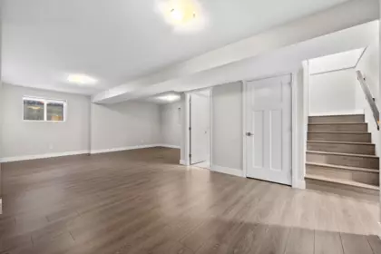 Laundry Room Photo of 16467 25 Avenue, Surrey, BC