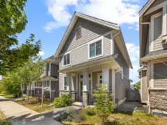 16467 25 Avenue, Surrey, BC