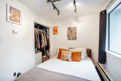 Office / Den Photo of 302 138 Templeton Drive, Vancouver, BC