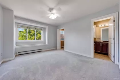 Powder Room Photo of 14856 69 Avenue, Surrey, BC