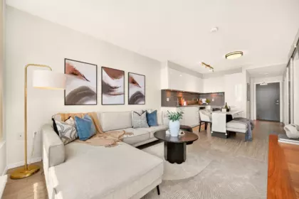 503 6658 Dow Avenue, Burnaby, BC, Burnaby — Apartment/Condo for sale