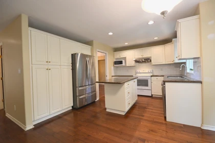Breakfast Nook Photo of 1265 Amazon Drive, Port Coquitlam, BC