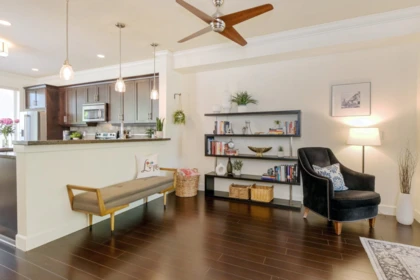 Kitchen Island Photo of 7 19560 68 Avenue, Surrey, BC