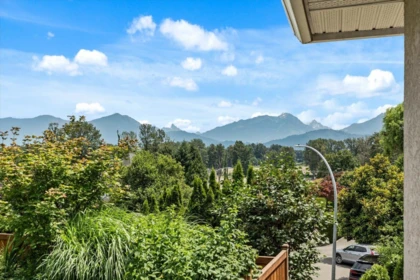 8767 Freeland Place, Chilliwack, BC, Chilliwack — Single Family Residence for sale