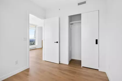 Entry Foyer Photo of 2705 13685 102 Avenue, Surrey, BC