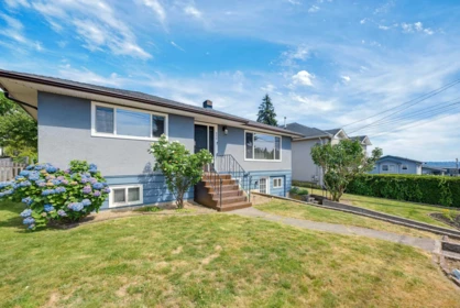 273 Burns Street, Coquitlam, BC, Coquitlam — Single Family Residence for sale