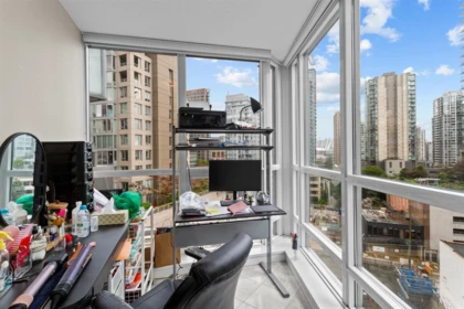 708 833 Seymour Street, Vancouver, BC, Vancouver — Apartment/Condo for sale