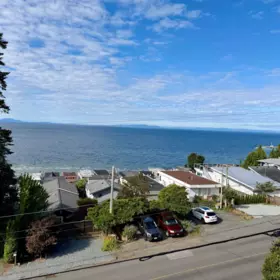 Swimming Pool Photo of 15477 Columbia Avenue, White Rock, BC
