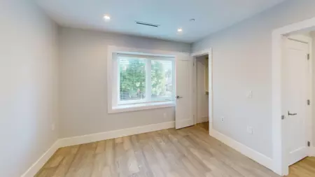 Guest Bathroom Photo of 3345 Parker Street, Vancouver, BC