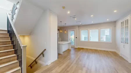 Kitchen Island Photo of 3345 Parker Street, Vancouver, BC