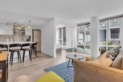 Breakfast Nook Photo of 502 233 Robson Street, Vancouver, BC