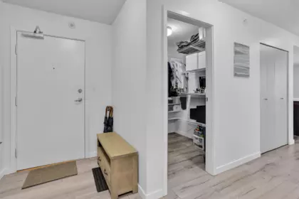 Office / Den Photo of 502 233 Robson Street, Vancouver, BC