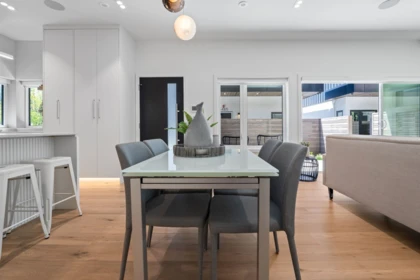Kitchen Island Photo of 2535 W 39th Avenue, Vancouver, BC
