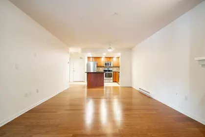 Walk-In Closet Photo of 111 285 Newport Drive, Port Moody, BC