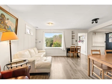 Primary Bedroom Photo of 14878 Buena Vista Avenue, White Rock, BC