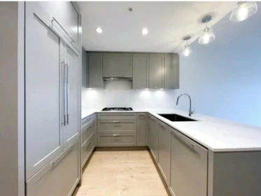 310 4352 Hastings Street, Burnaby, BC, Burnaby — Apartment/Condo for sale