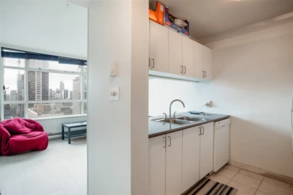 2501 438 Seymour Street, Vancouver, BC, Vancouver — Apartment/Condo for sale