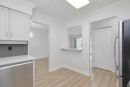 Primary Bedroom Photo of 206 32070 Peardonville Road, Abbotsford, BC
