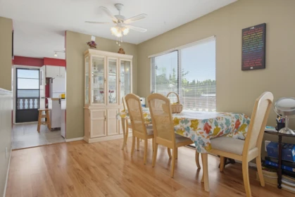 Kitchen Island Photo of 20573 51a Avenue, Langley, BC