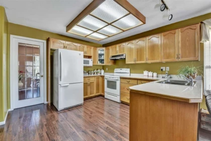 Breakfast Nook Photo of 9256 152 Street, Surrey, BC
