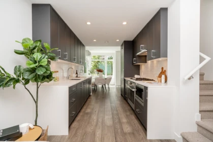 533 W 29th Avenue, Vancouver, BC, Vancouver — Townhouse for sale