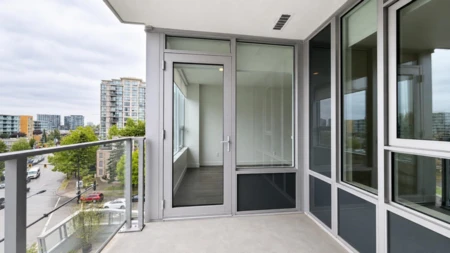 709 7488 Lansdowne Road, Richmond, BC, Richmond — Apartment/Condo for sale