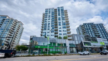 709 7488 Lansdowne Road, Richmond, BC, Richmond — Apartment/Condo for sale