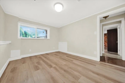 Laundry Room Photo of 8531 116a Street, Delta, BC