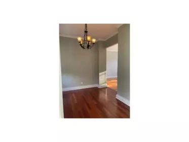 Family Room Photo of 324 Tenth Street, New Westminster, BC