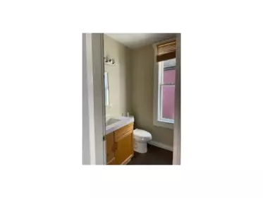 Pantry Photo of 324 Tenth Street, New Westminster, BC